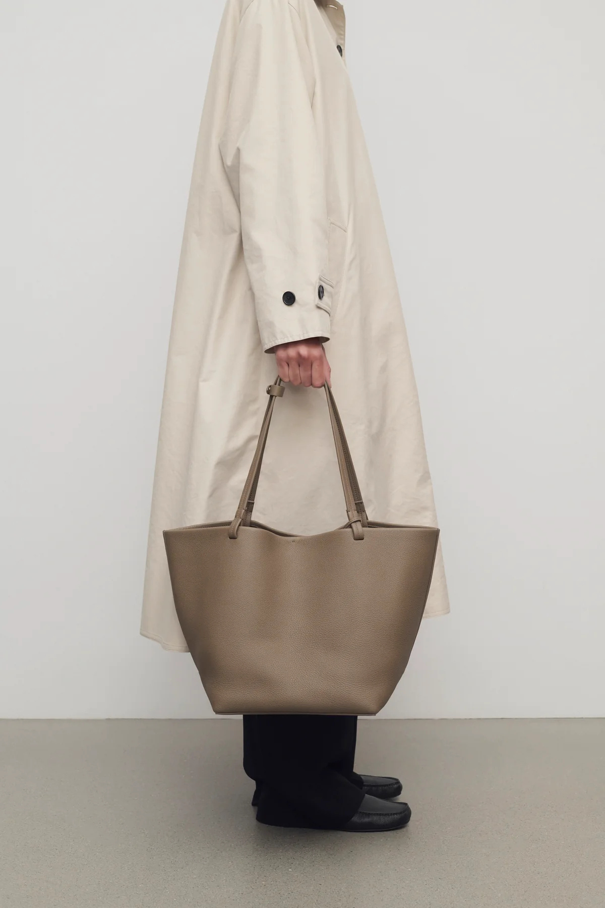 The Row Park Tote Three Bag In Leather In Brown