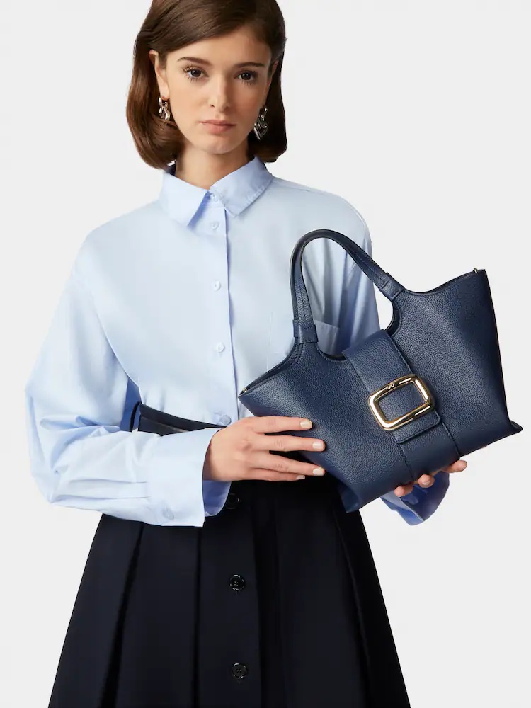 Roger Vivier Viv' Choc Shoulder Bag In Blue