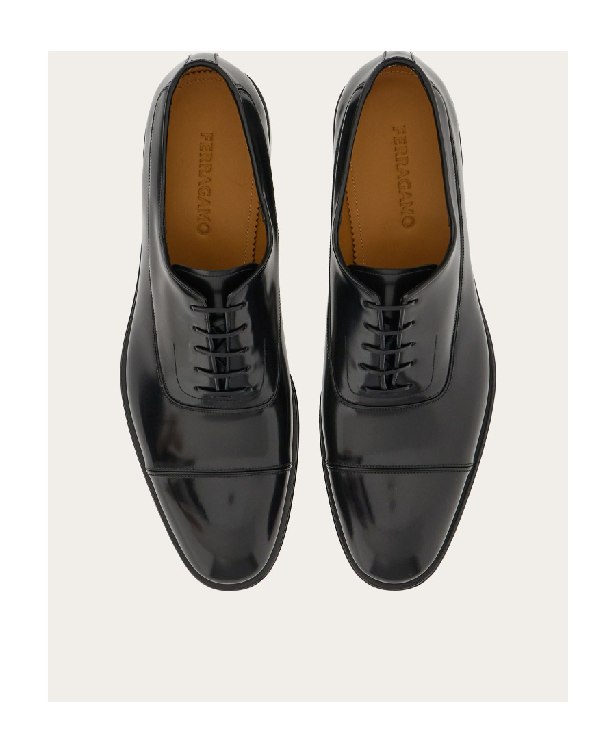 Ferragamo Lace-up Oxford Shoes In Black