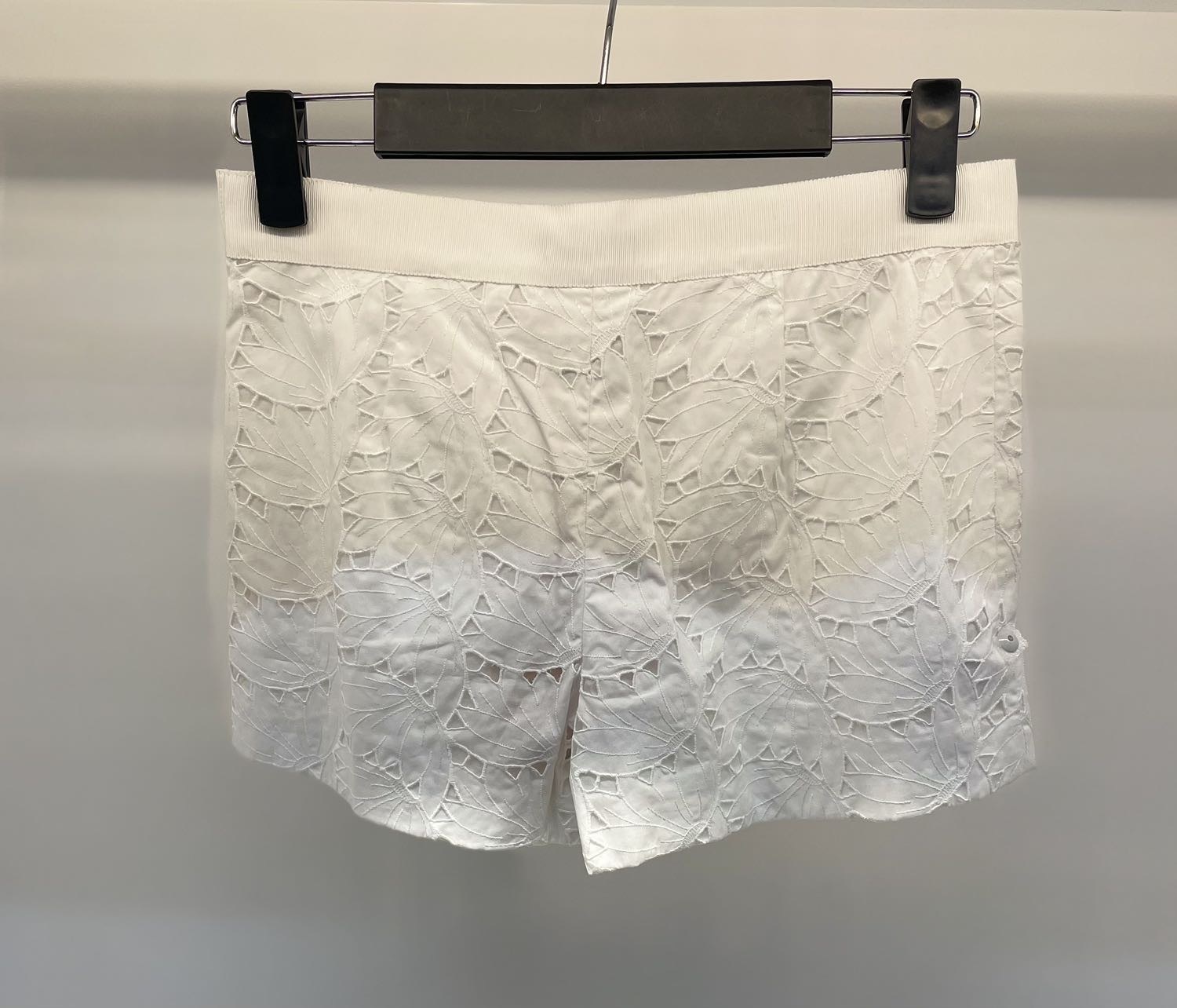 Max Mara Wide-leg Shorts In White