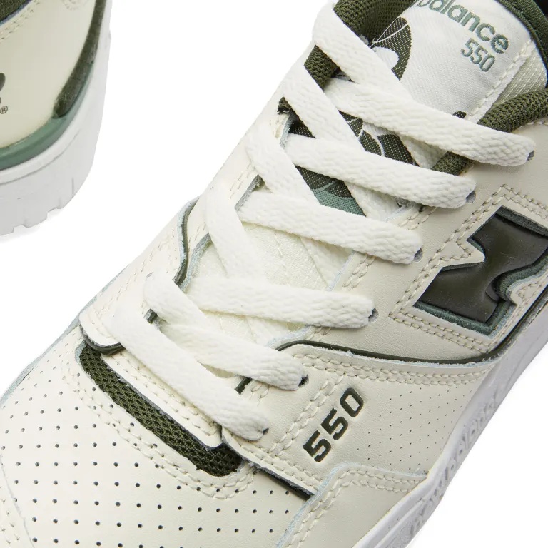 New Balance 550 Sneakers Bb550vtc In White