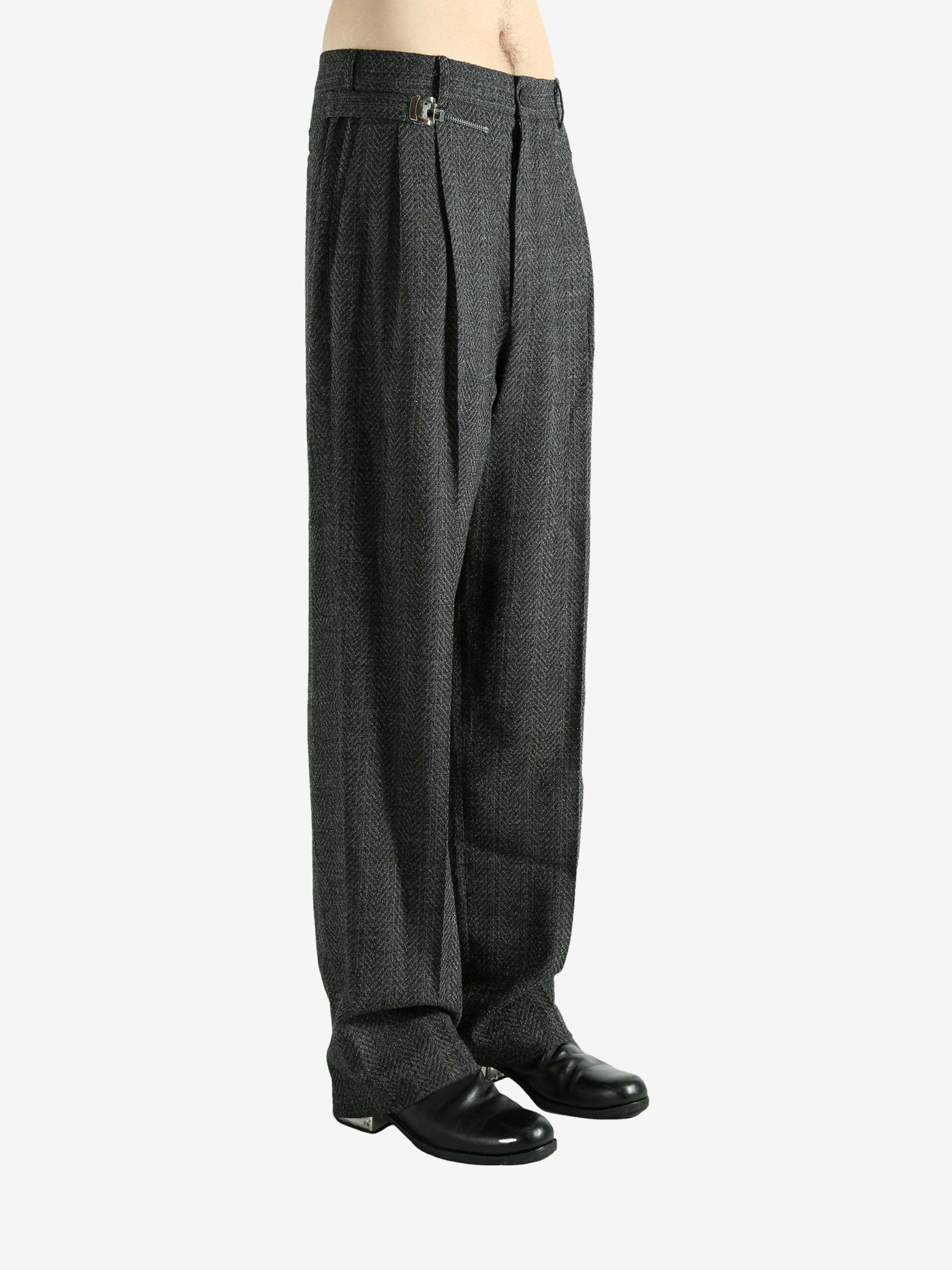 Magliano Double Pleat Casual Pants In Black