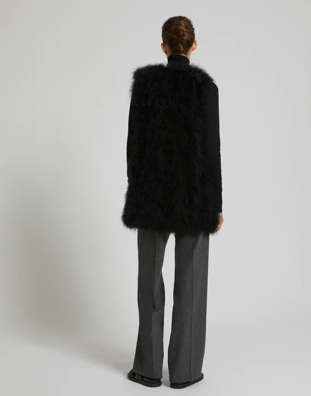 Yves Salomon Sleeveless Feather Silk Coat In Black