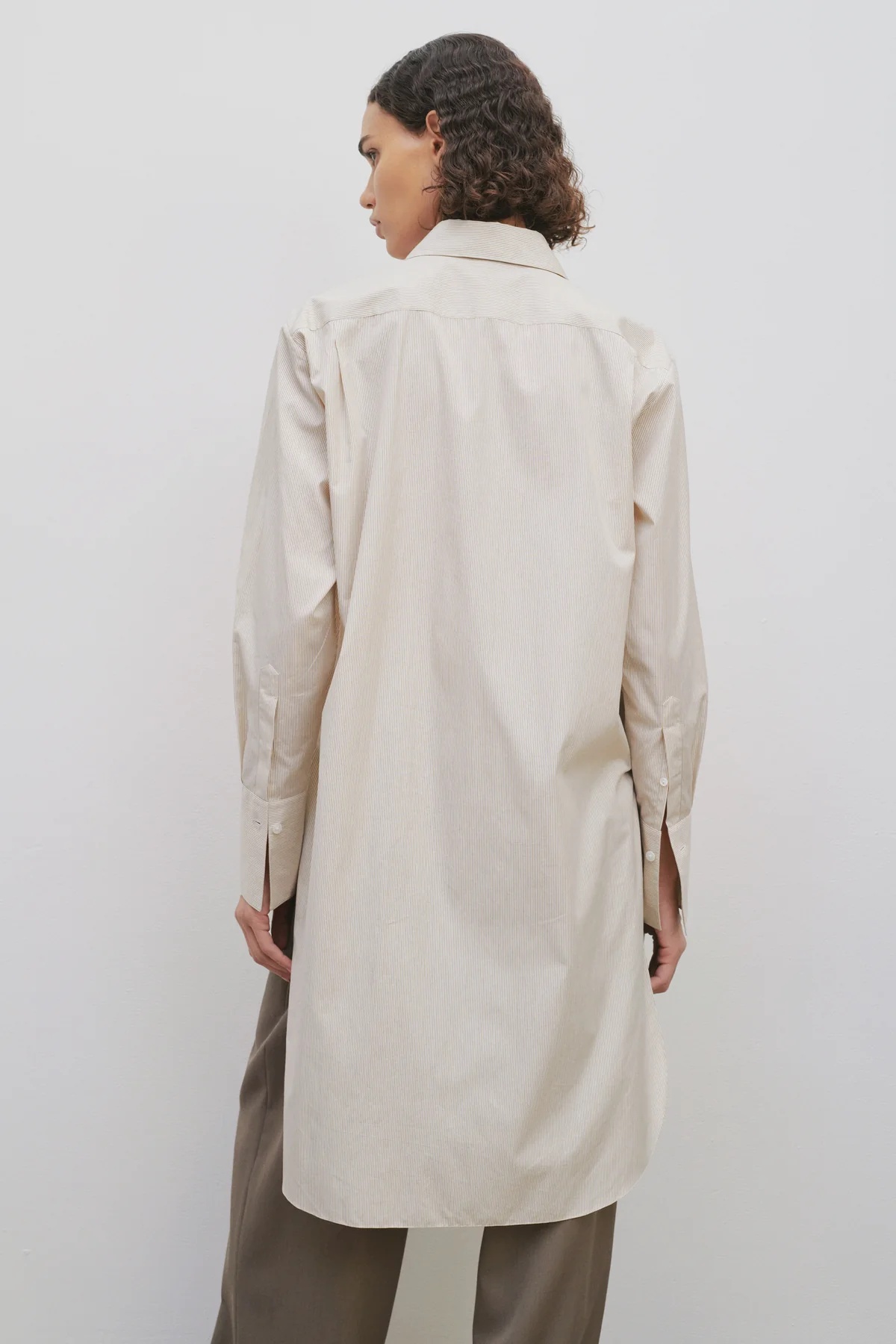 The Row Astrea Long Shirt In Brown