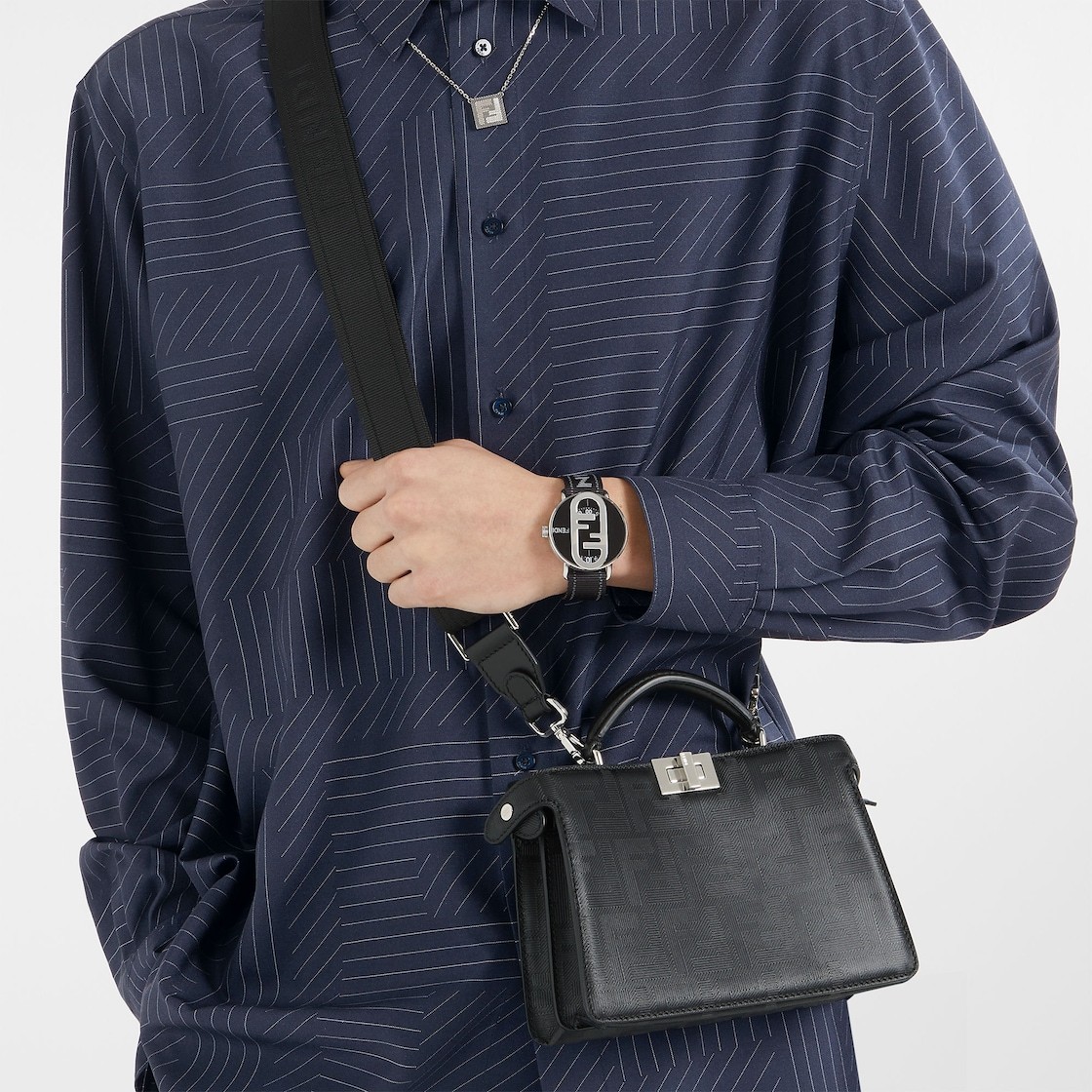 FENDI 42 MM - ROUND WATCH WITH OLOCK LOGO