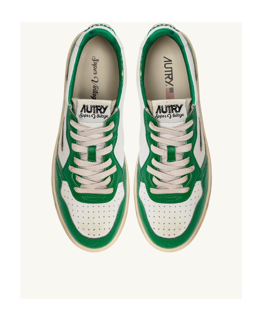 Autry Round Head Low Upper Board Shoes In Nude