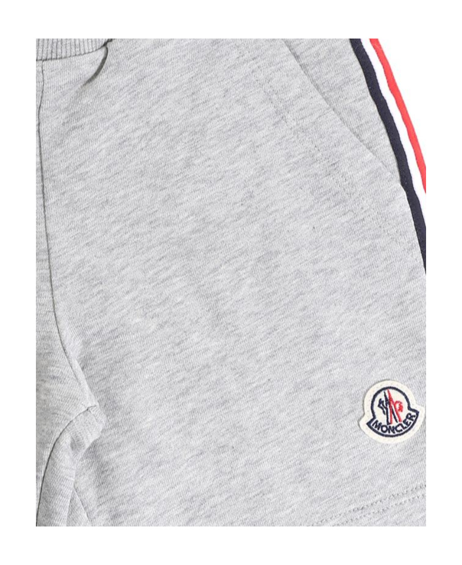 Moncler Logo Patch Shorts In Gray