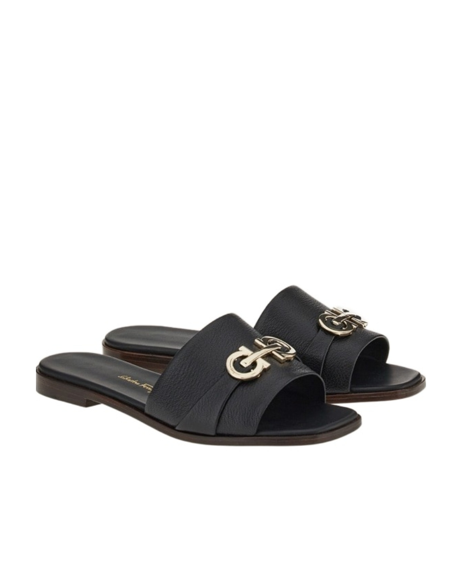 Ferragamo Salvatore Oria Gancini Slides In Black