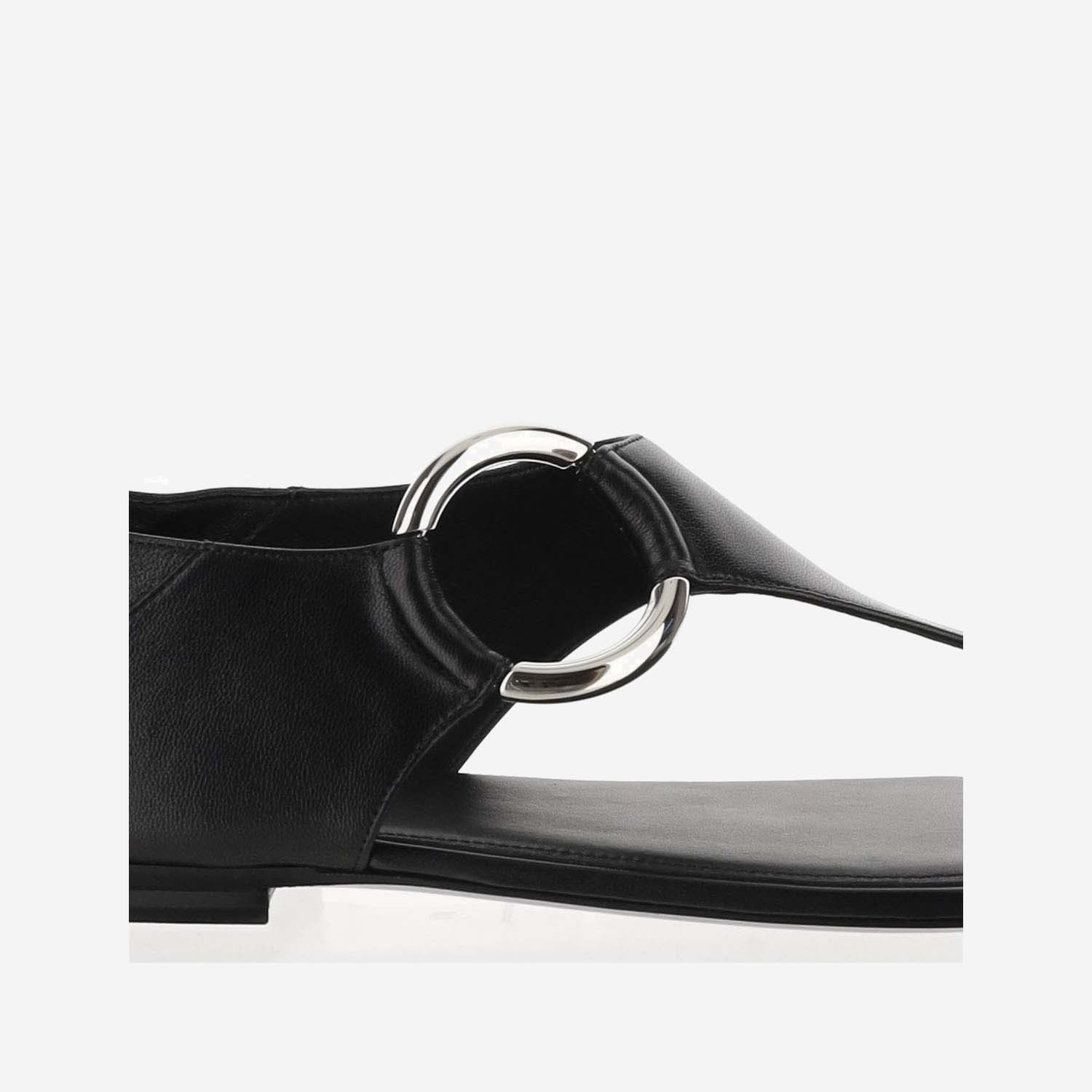 Saint Laurent Ring Leather Flat Sandals In Black