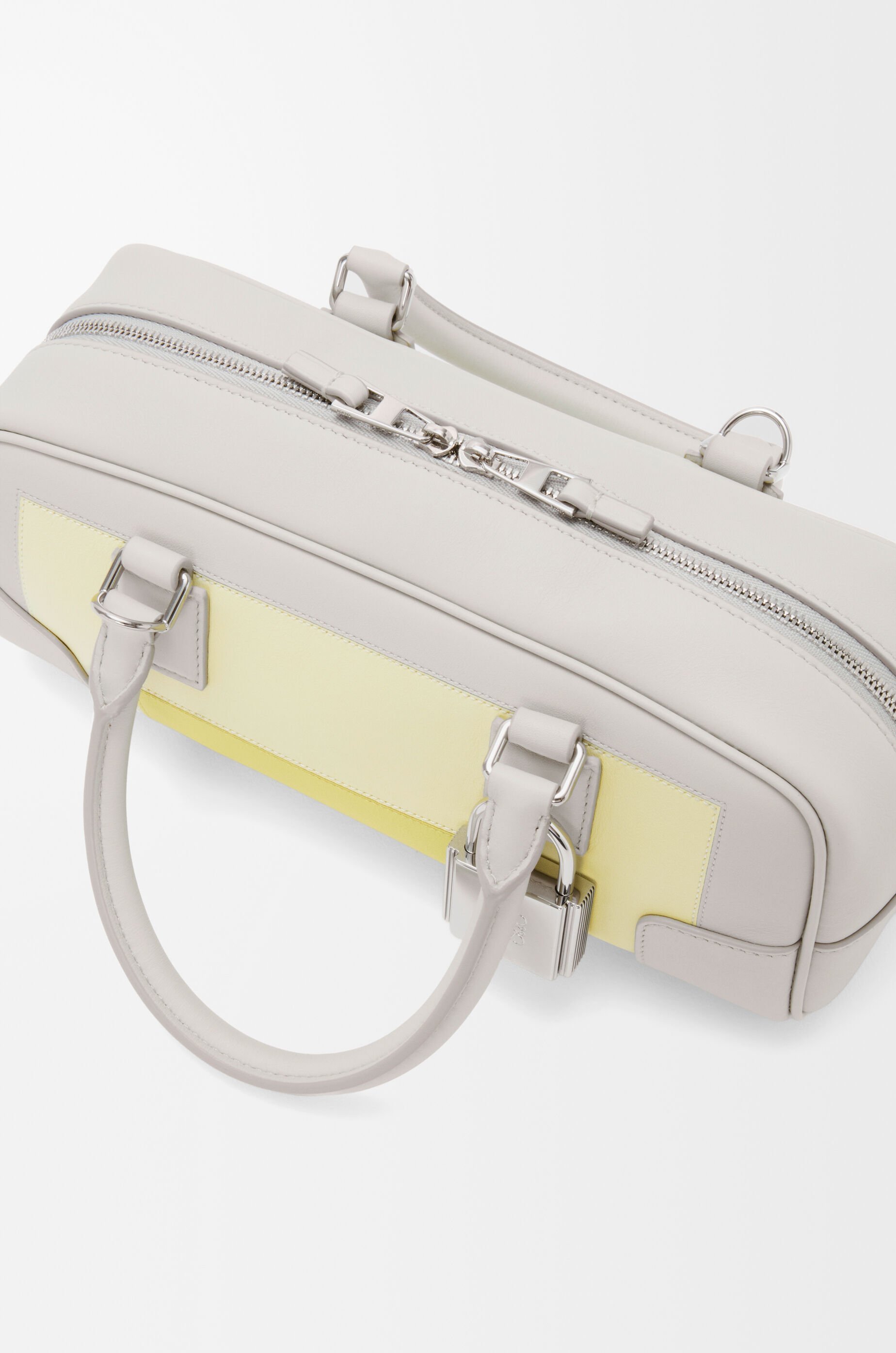 Loewe Amazona Cropped 23 Shoulder Bag