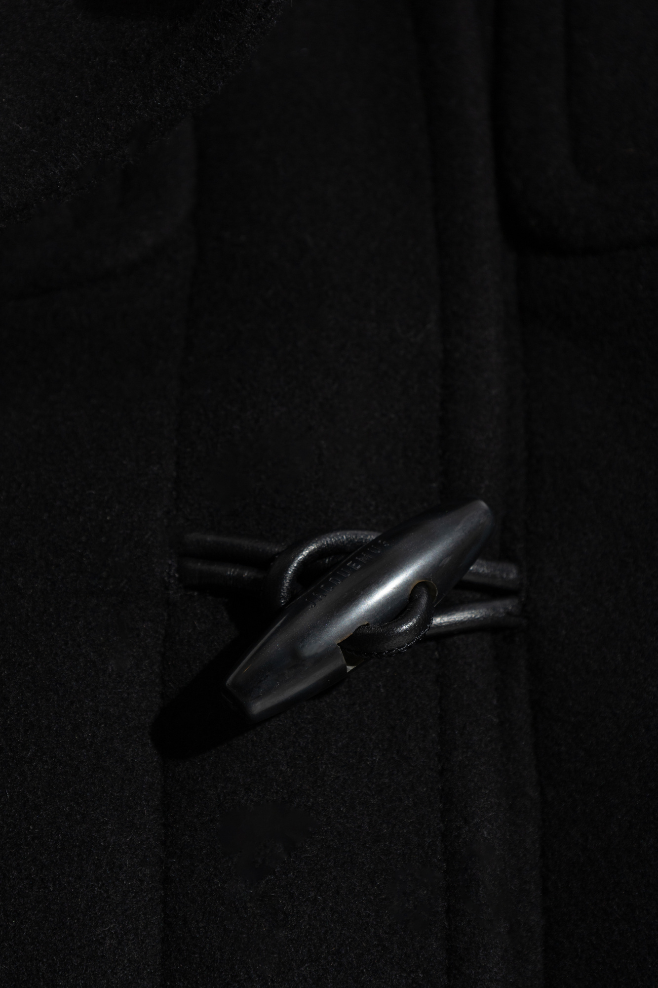 Jacquemus The Cabana Duffle Hooded Coat In Black
