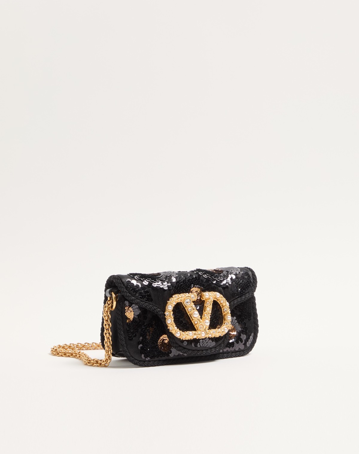 Valentino Flap Shoulder Bag In Black