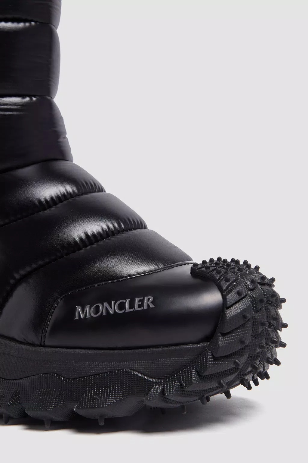 Moncler Trailgrip Appliquéd Quilted Padded Glossed Leather-trimmed Shell Snow Boots In Black