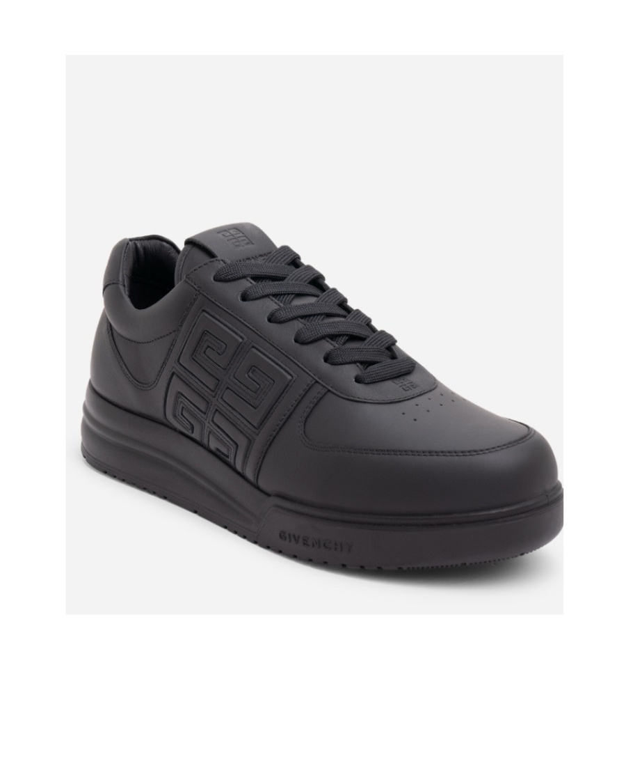 Givenchy G Move Low-top Sneakers In Calf Leather In Black