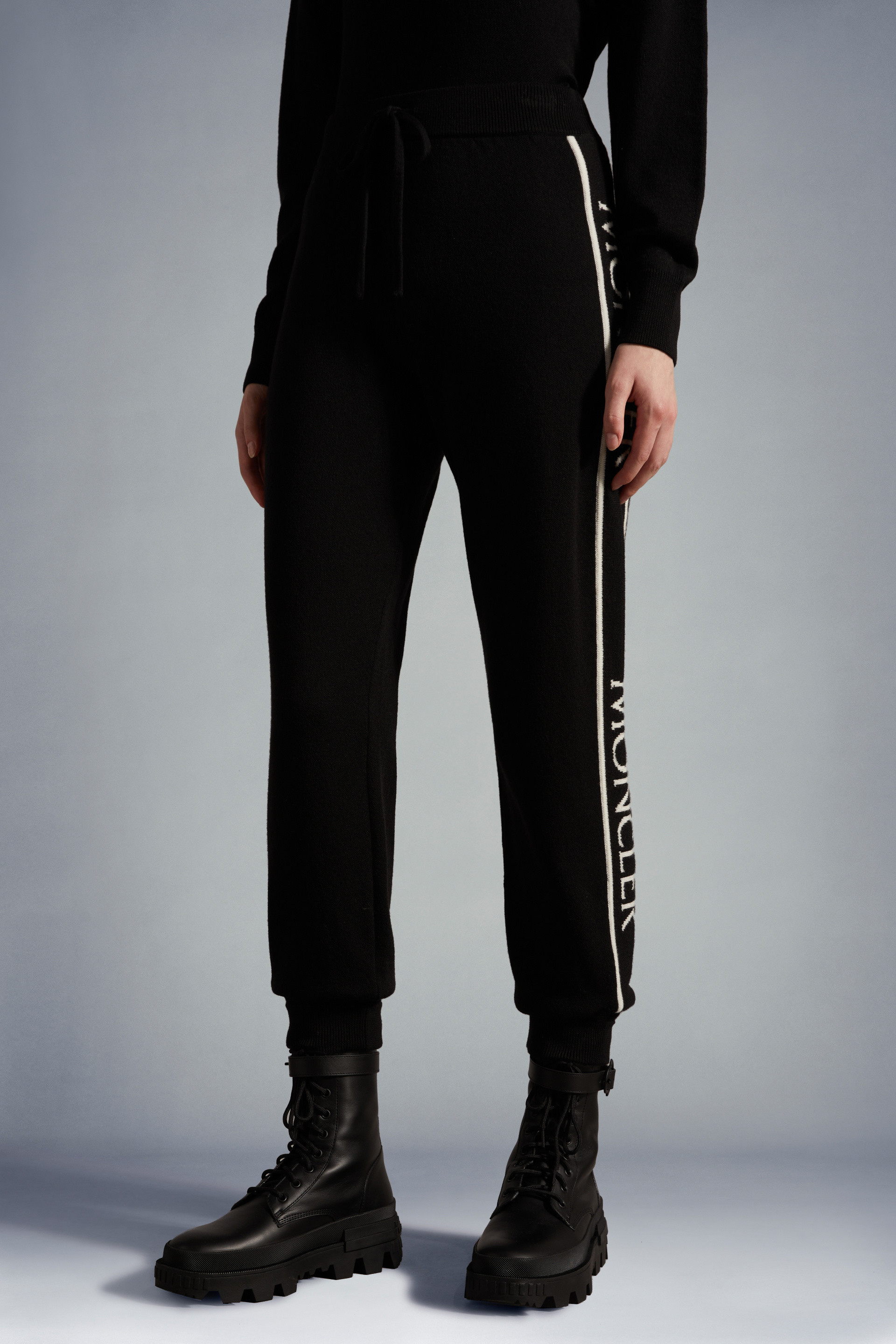 Moncler Logo Trim Wool Trackpants In Black