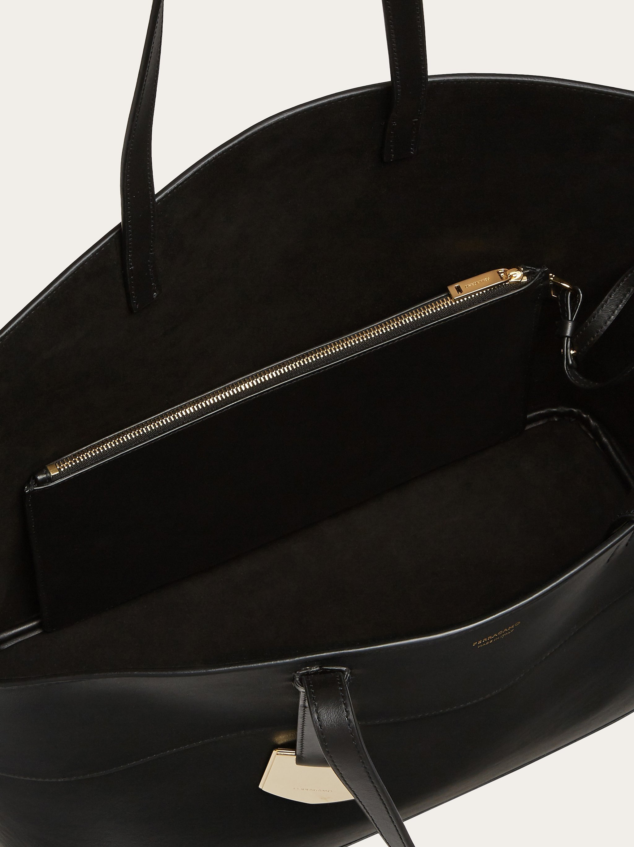 Ferragamo Salvatore Charming Logo Printed Top Handle Bag In Black