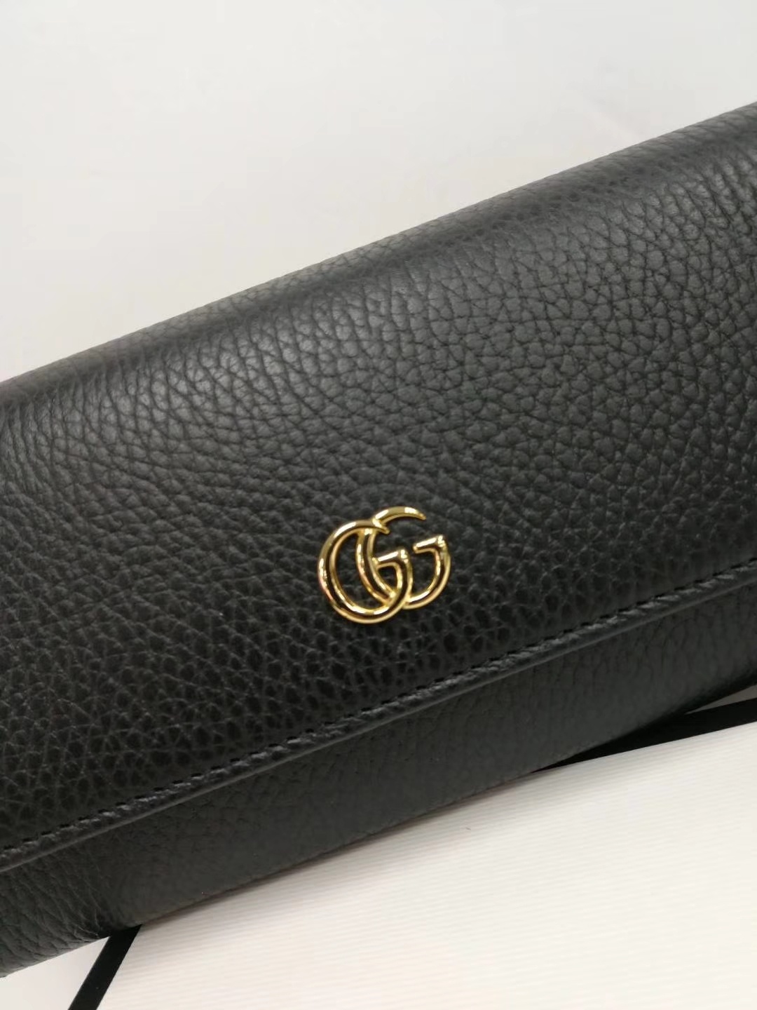 Gucci Bi-color Gg Marmont Continental Wallet In Black