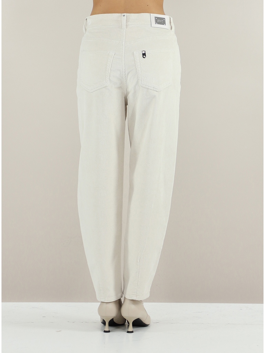 Liu •jo Relaxed Fit Straight Leg Trousers In White