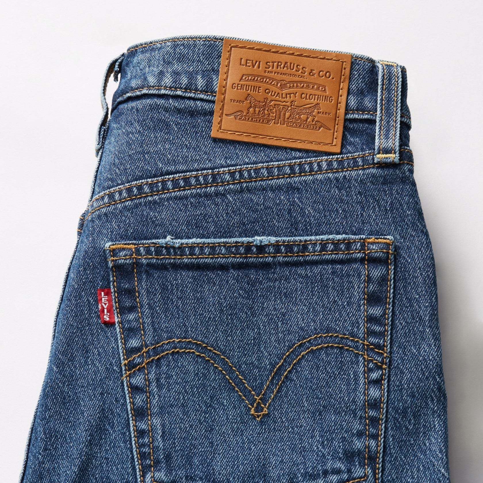 Levi's Straight Nine-quarter Jeans In Blue