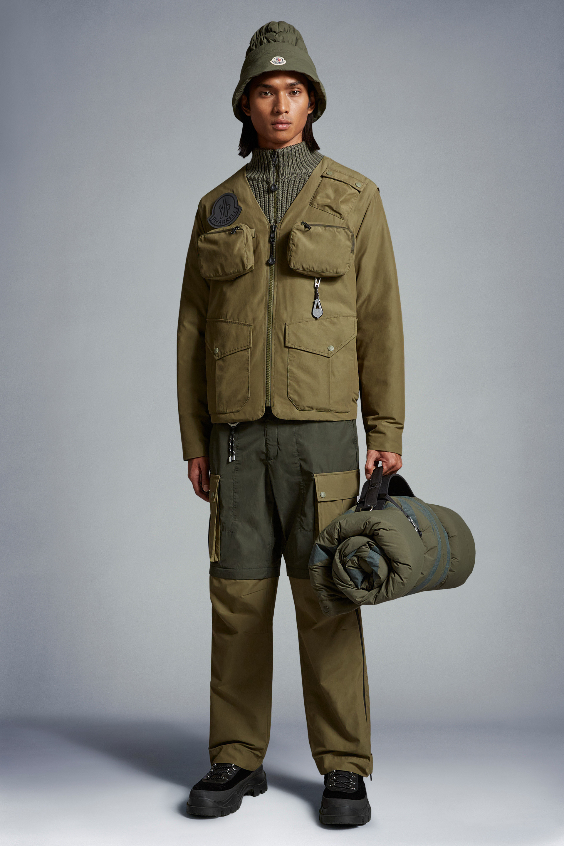 Moncler X Pharrell Williams Zipper Long-sleeved Down Jacket In Green
