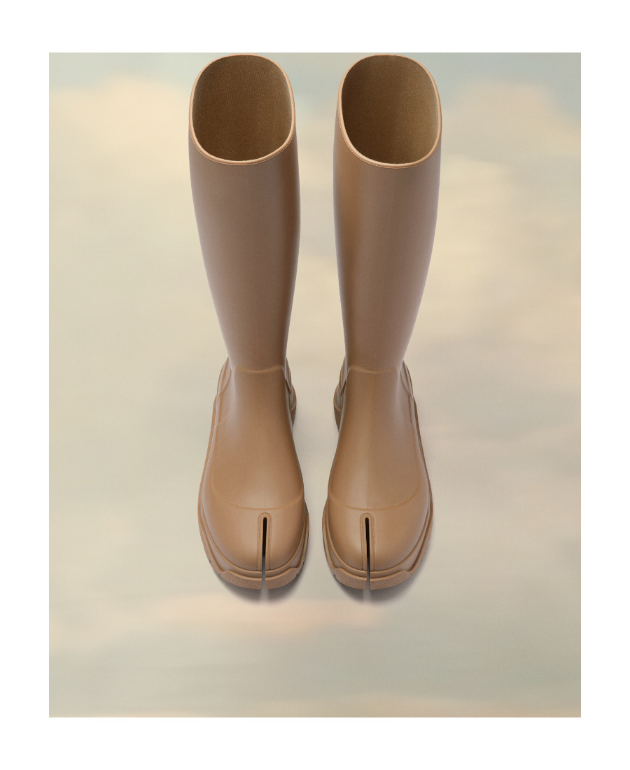 Maison Margiela Tabi Rain Boots In Brown