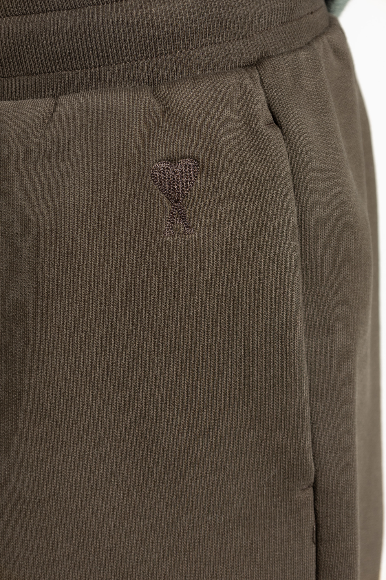 AMI ALEXANDRE MATTIUSSI AMI PARIS LOGO DETAILED DRAWSTRING SWEATPANTS 