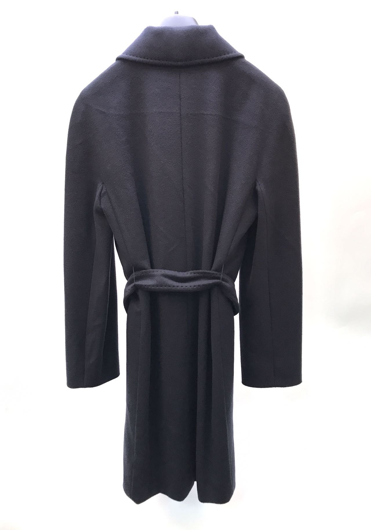 Max Mara Long-sleeved Lace-up Coat In Black