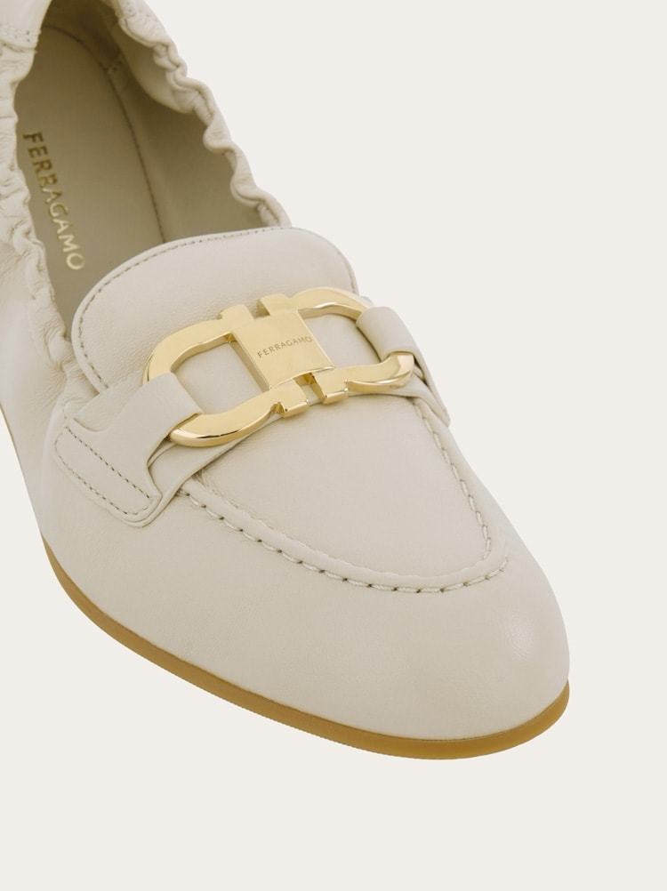 Ferragamo Jodie Casual Flat Loafers Elasticated Trim In White