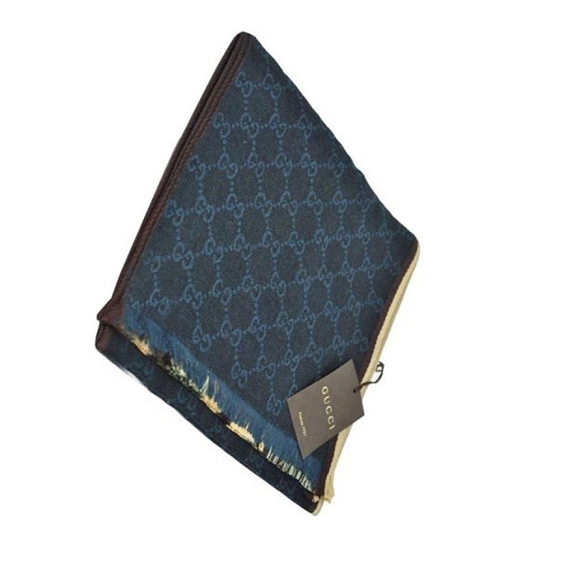 Gucci Logo Scarf In Black