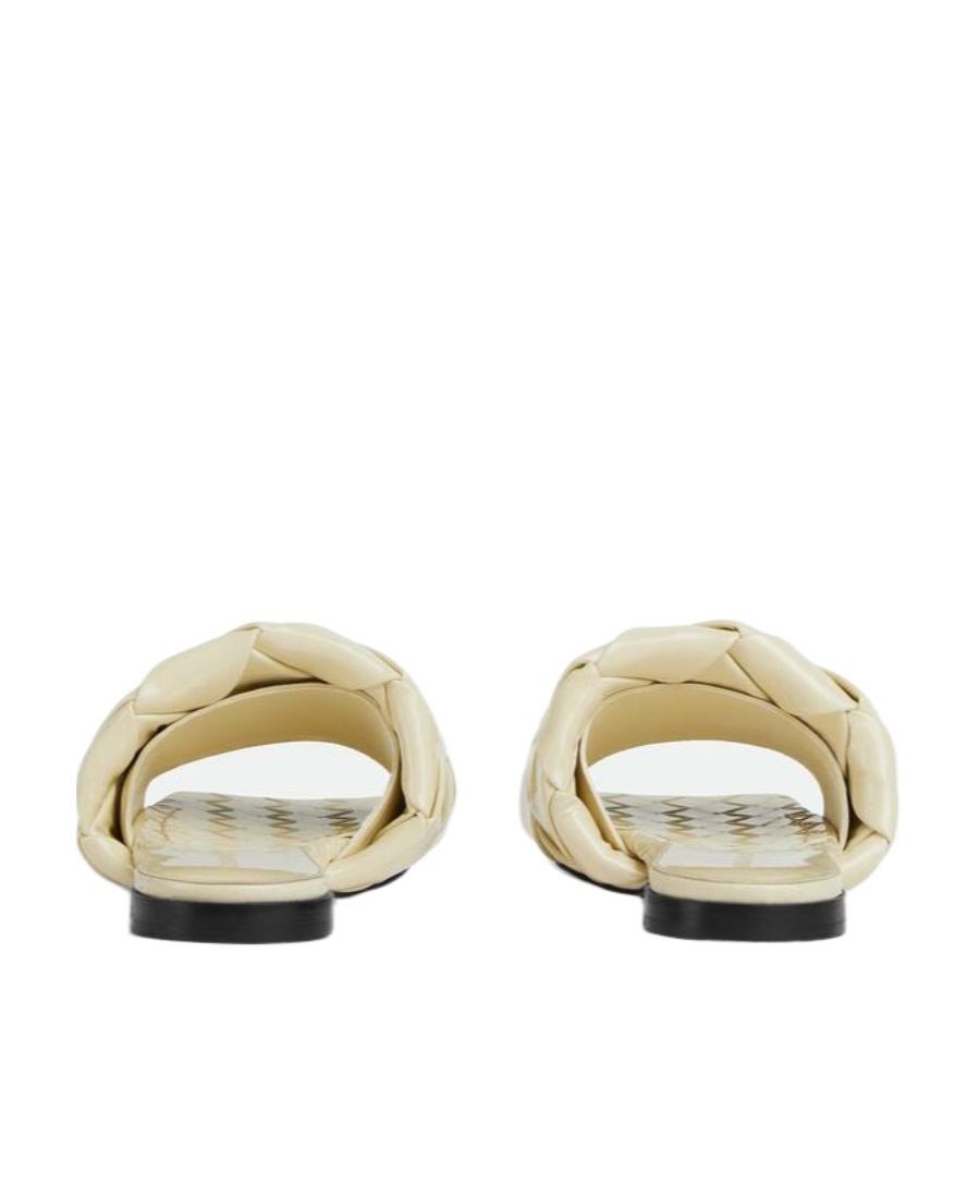 Bottega Veneta Lido Flat-soled Sandals In Nude