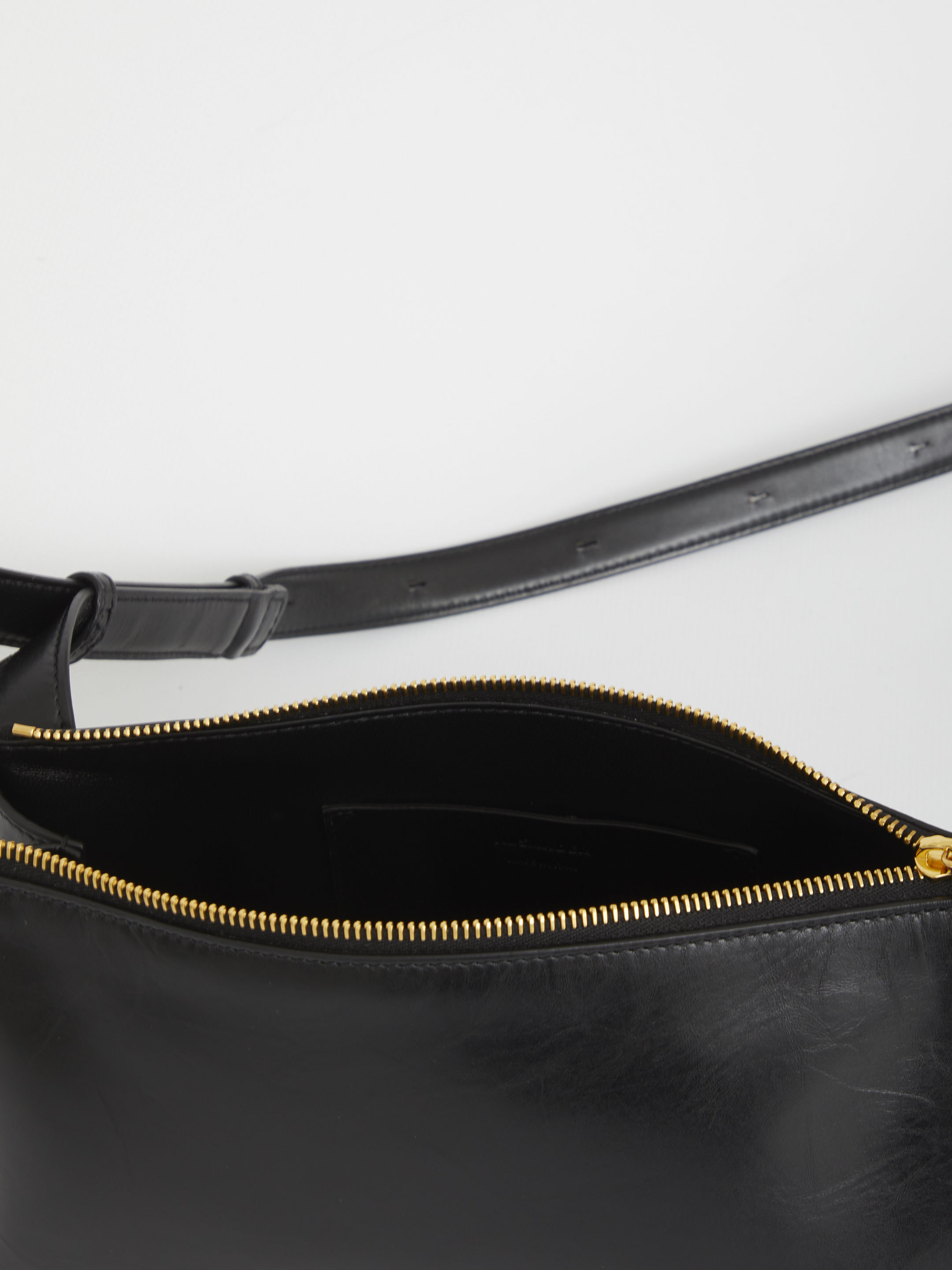 Jil Sander Empire Leather Shoulder Bag In Black
