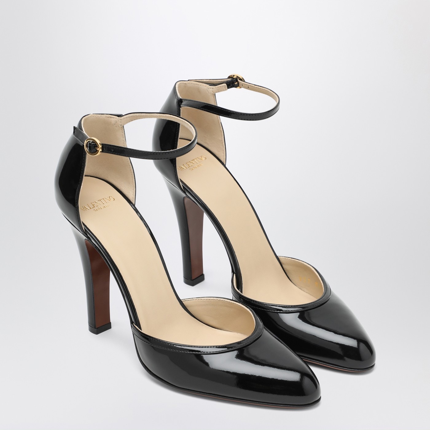 Valentino Hi Dolly 105 Patent Leather Pumps In Black