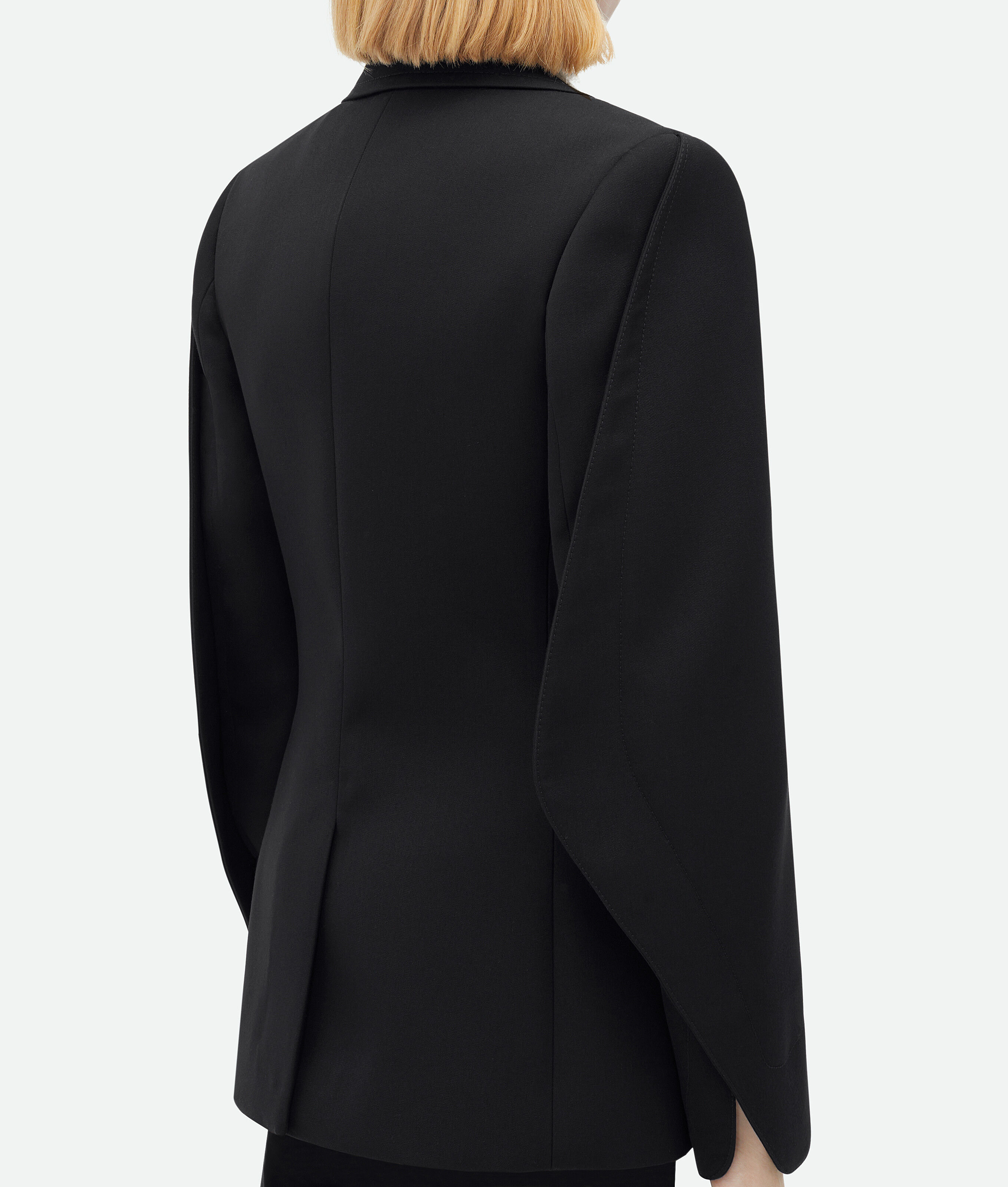 Bottega Veneta Single-breasted Long-sleeved Suit Jacket In Black