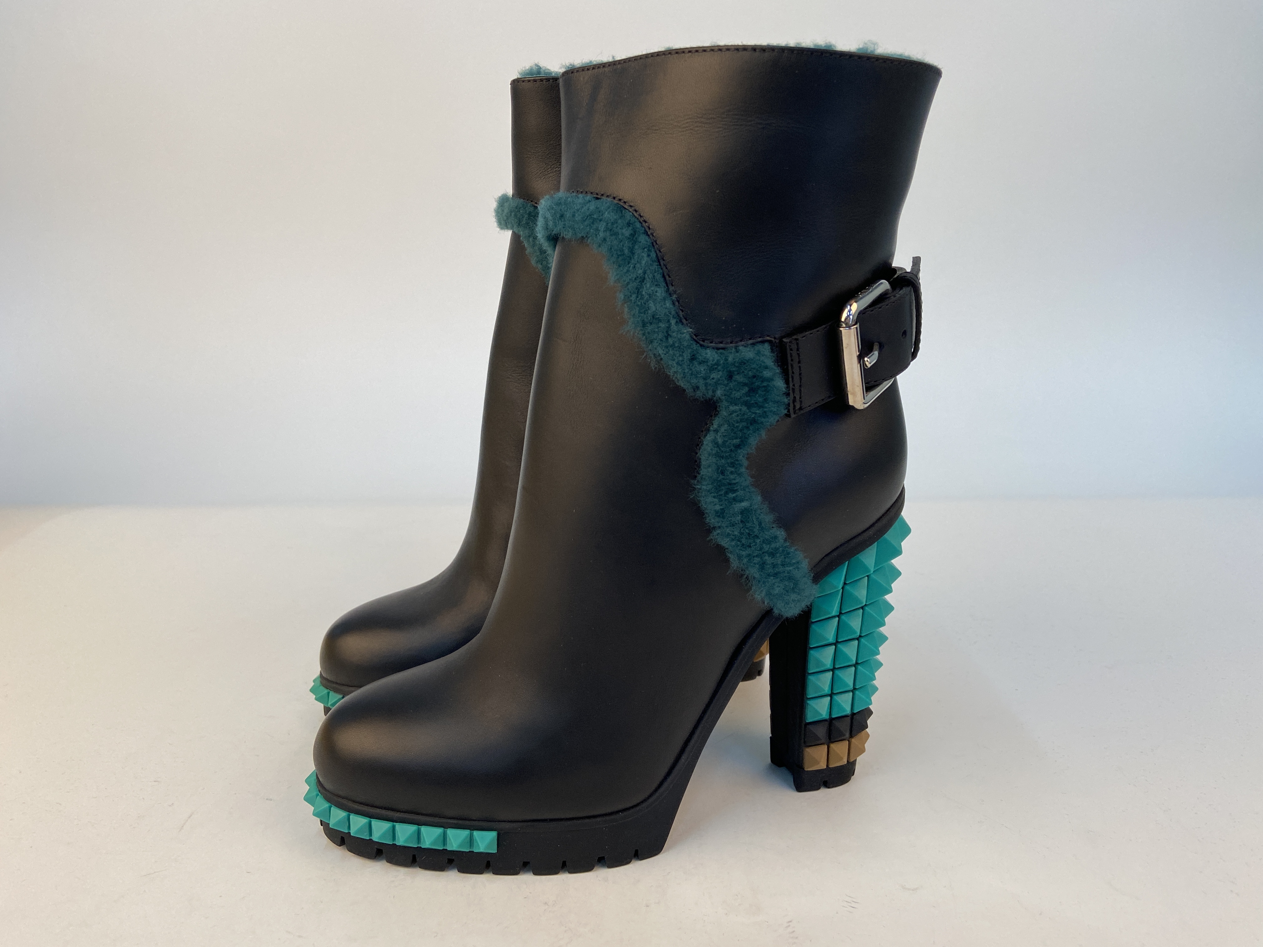 Fendi High-heeled Boots In Black