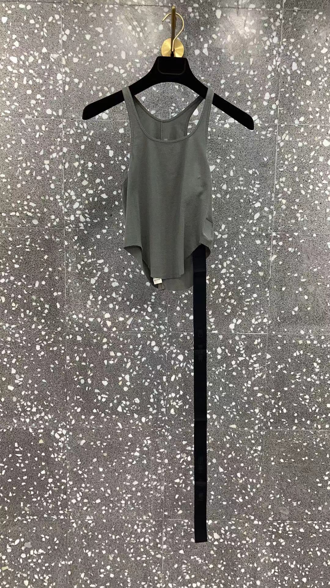 Rick Owens Sleeveless Round Collar Vest In Black