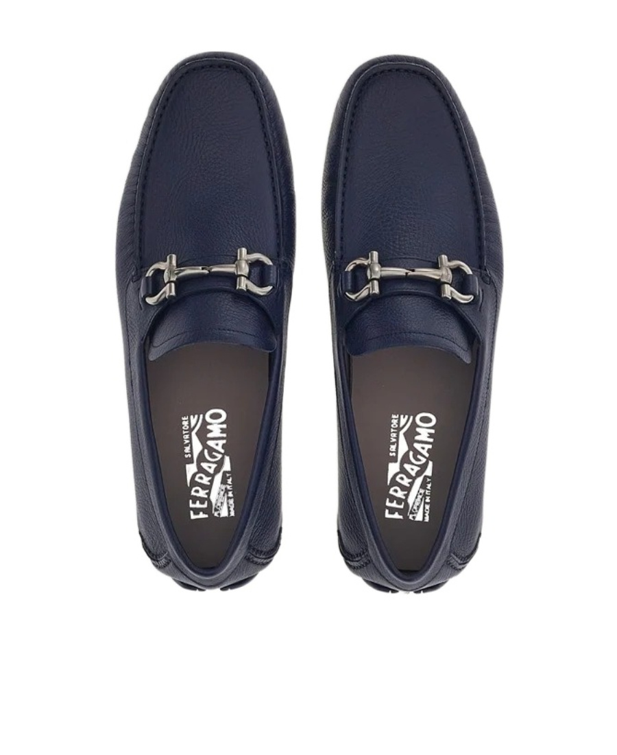 Ferragamo Gancini-buckle Loafers In Black