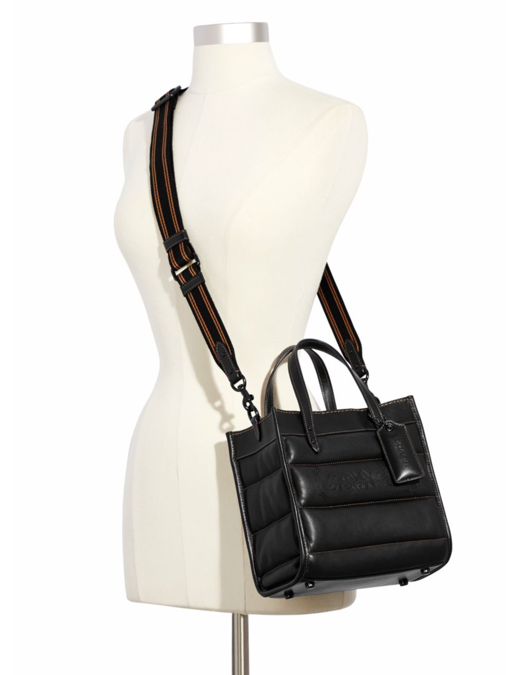 Coach Black Logo Shoulder Bag In Black