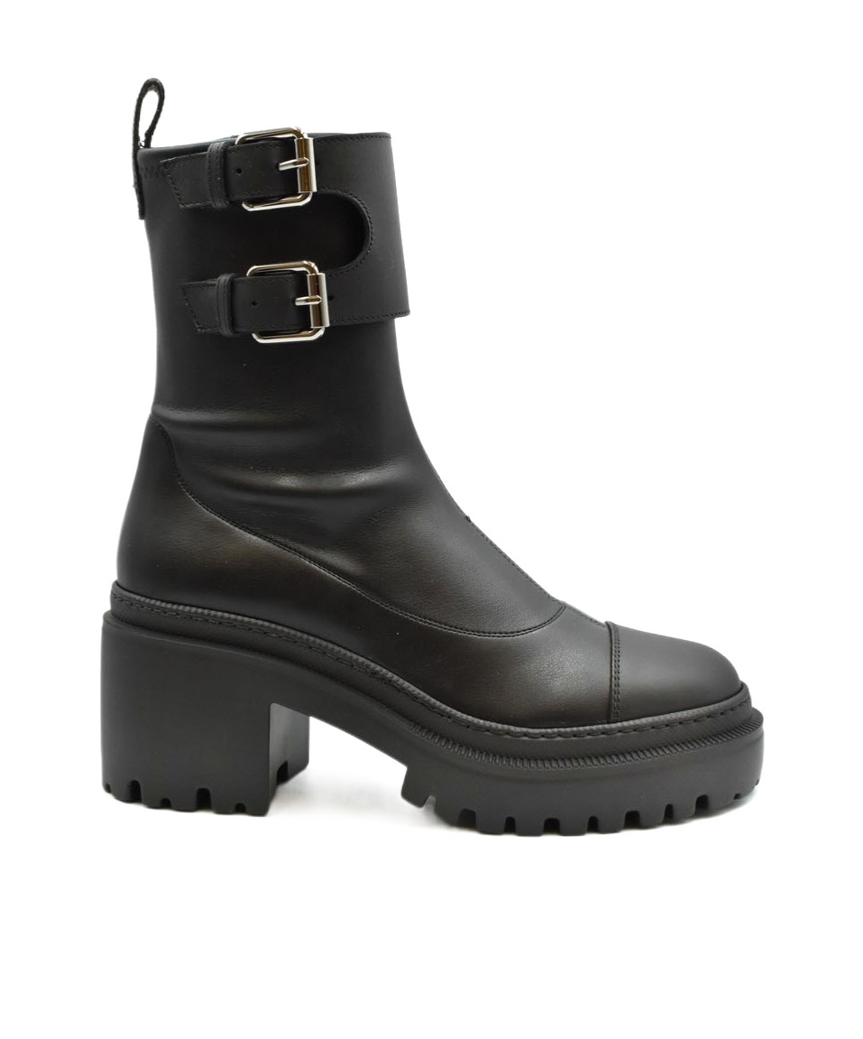 Shop Giuseppe Zanotti Round-head Short Boots In Black