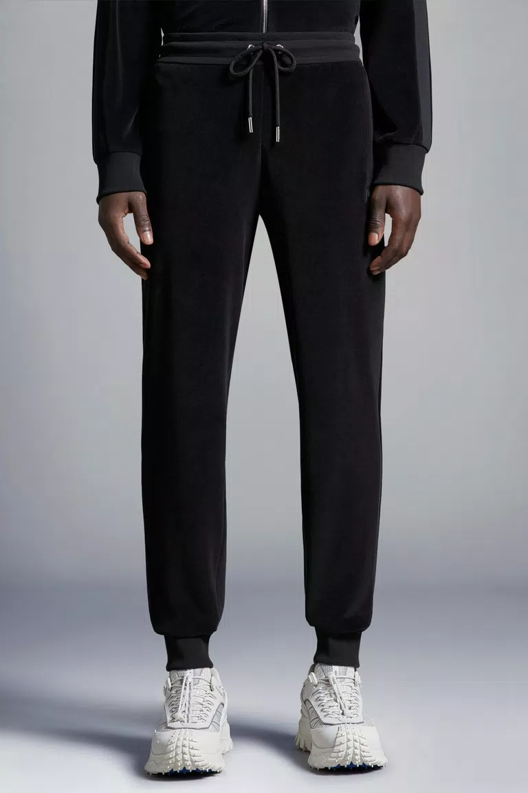 Moncler Tailored Trousers Multiple Pockets In Black