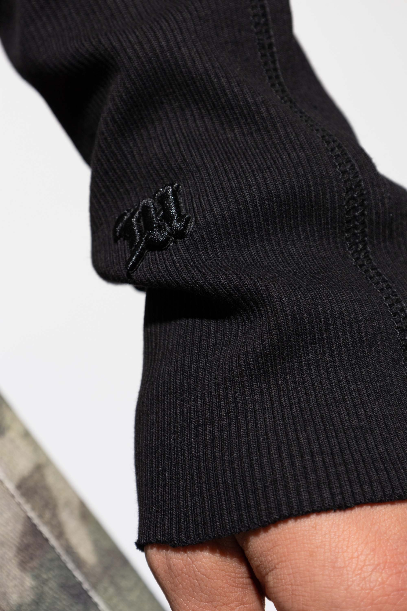Misbhv Long-sleeved Sweater In Black
