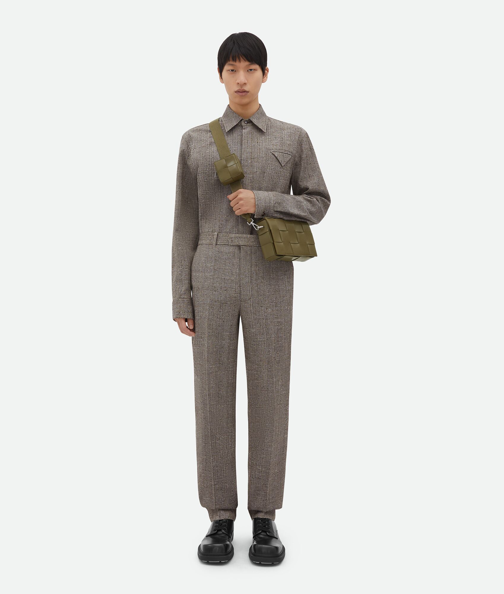 Bottega Veneta Medium Cassette Messenger Bag In Brown