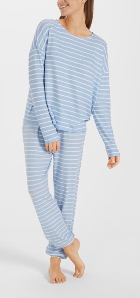 Juvia Striped Pattern Pajamas In Blue
