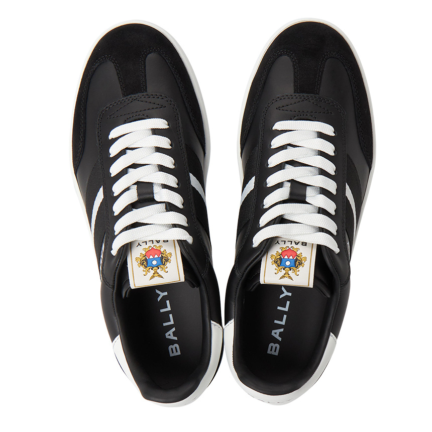 Bally Roget Leather Sneakers Contrast Sole In Black