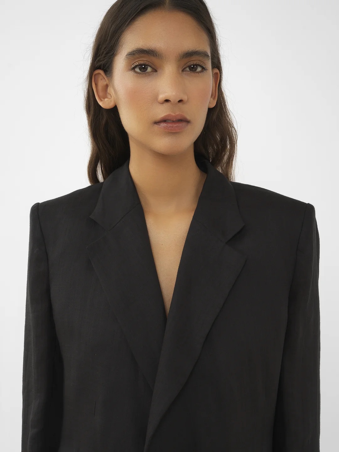 Shop Chloé Open-front Ramie Blazer In Black