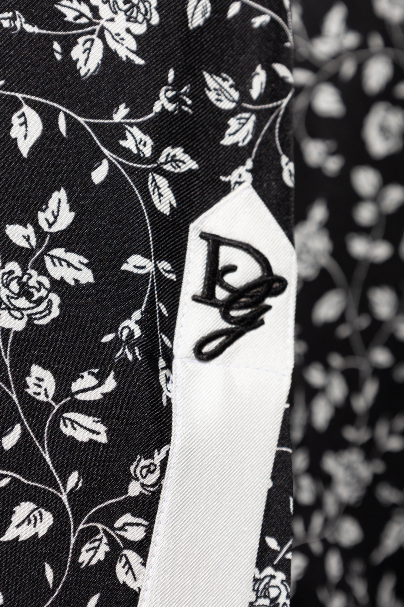 DOLCE & GABBANA DOLCE  GABBANA FLORAL PRINTED SHIRT