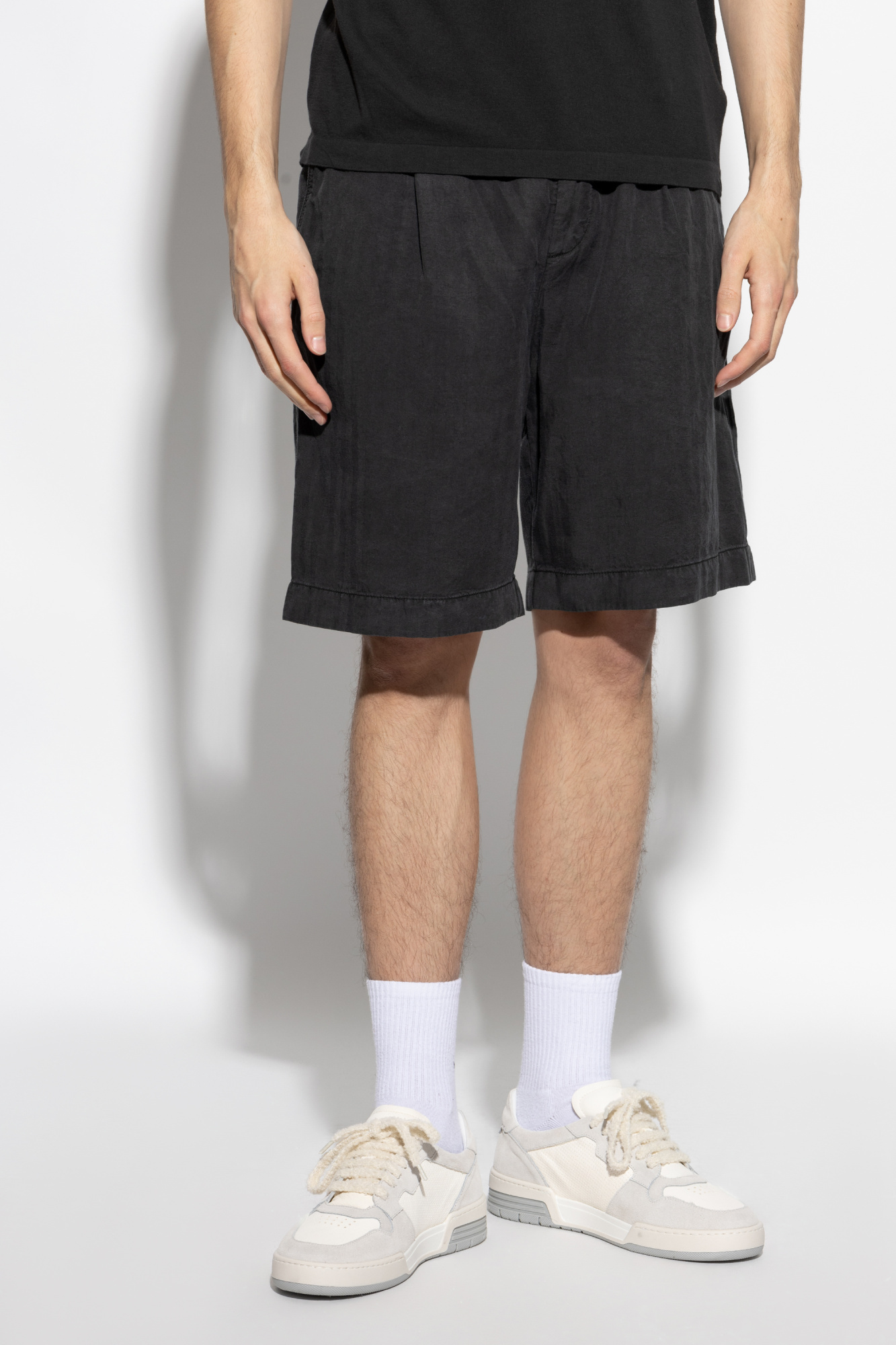 Eleventy Waistband Loop Shorts In Black