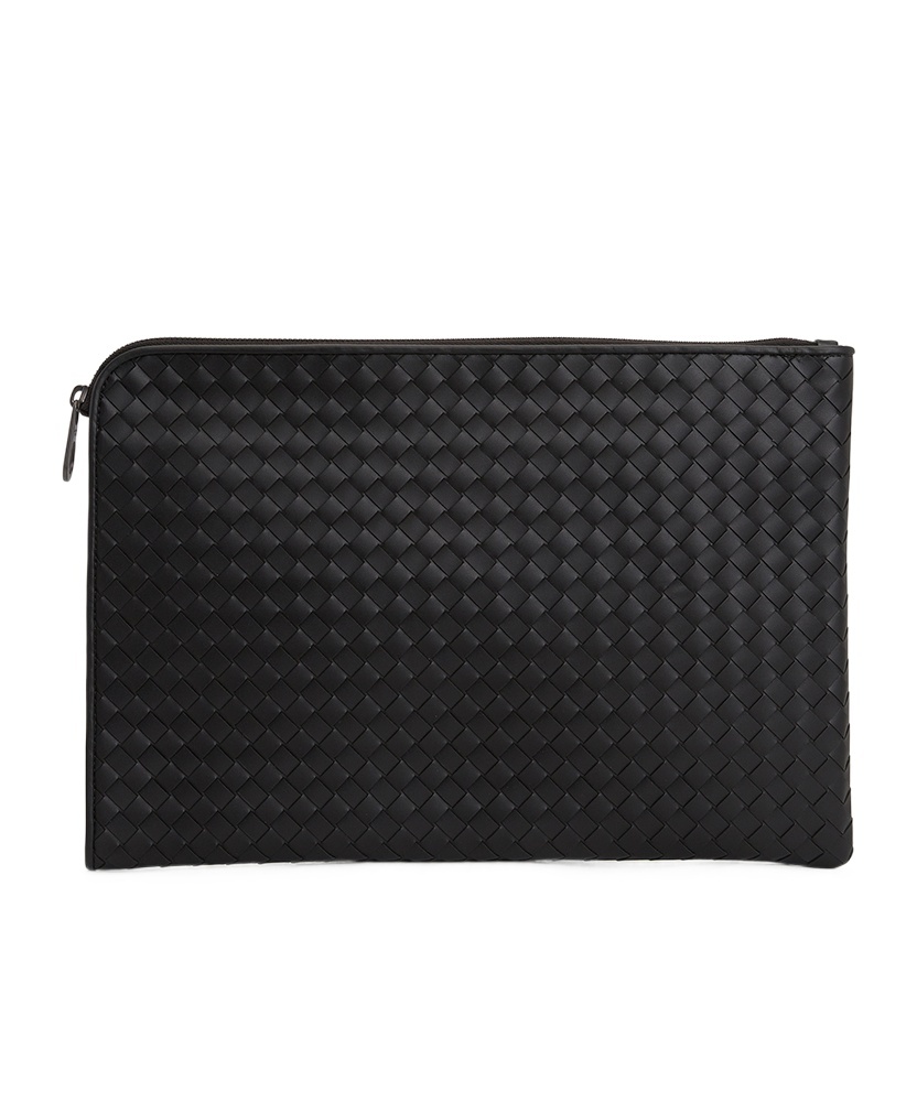 Bottega Veneta Zippered Clutch In Black