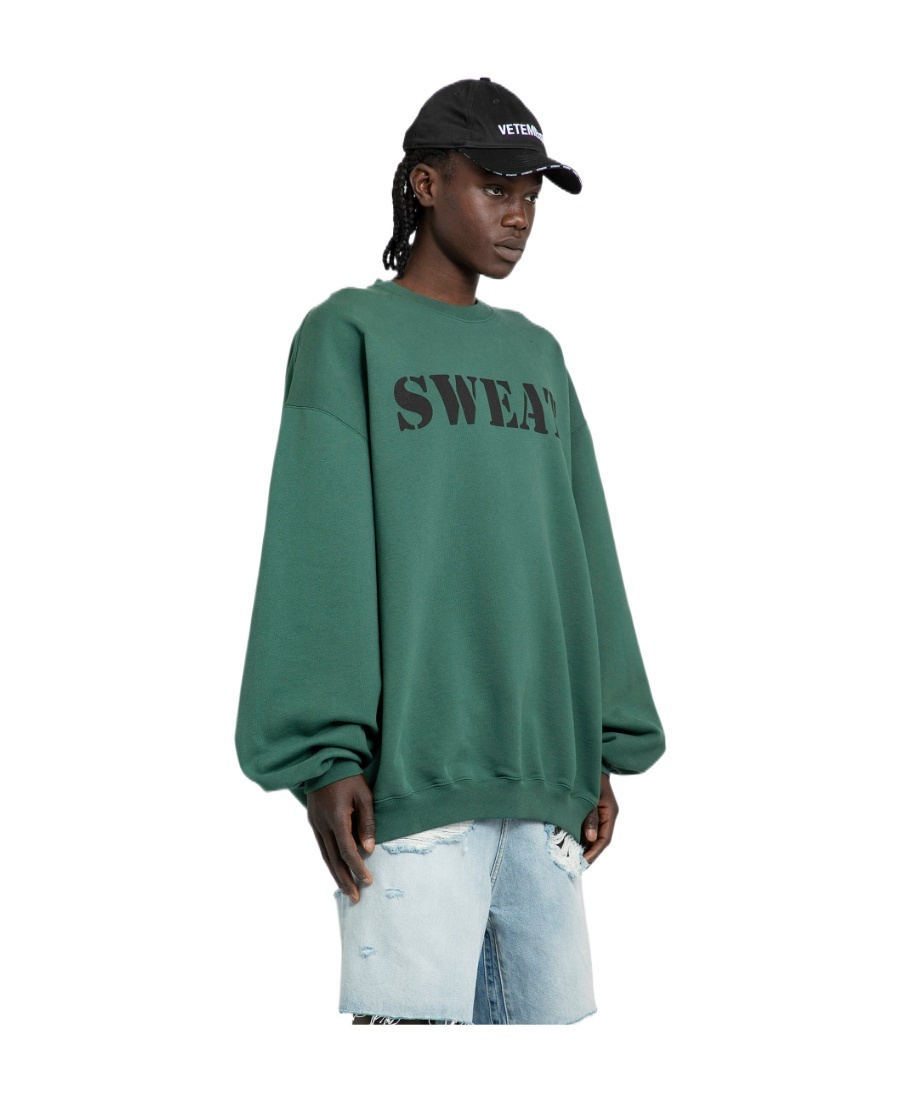 VETEMENTS LONG-SLEEVED SWEATER 