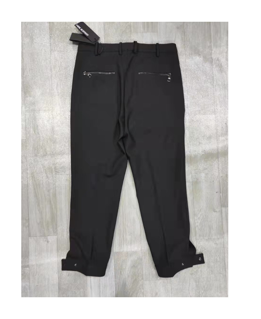 Neil Barrett Zipper Details Casual Pants In Black