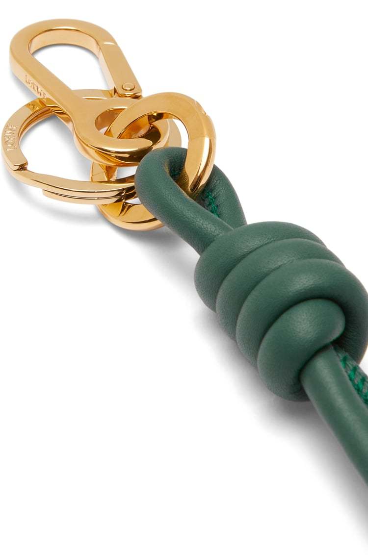 Loewe Calfskin Knot Charm In Green
